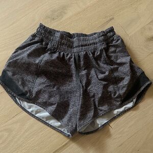 Lululemon hottie hots